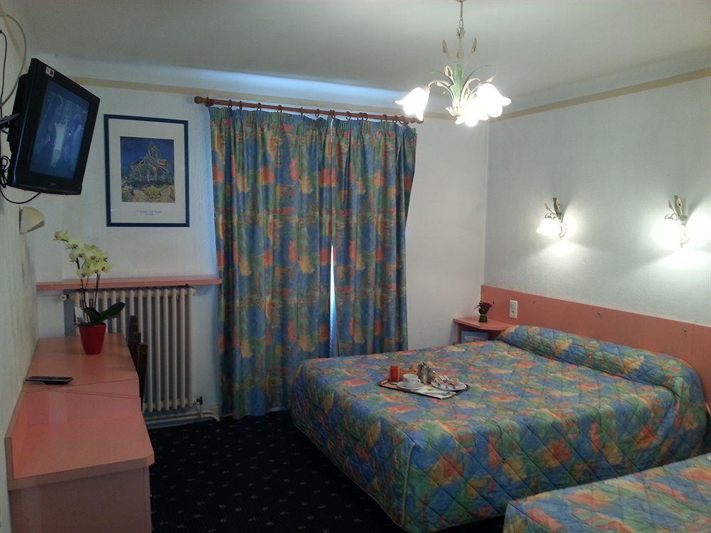 Hotel & Restaurant Azur La Freissinouse Εξωτερικό φωτογραφία