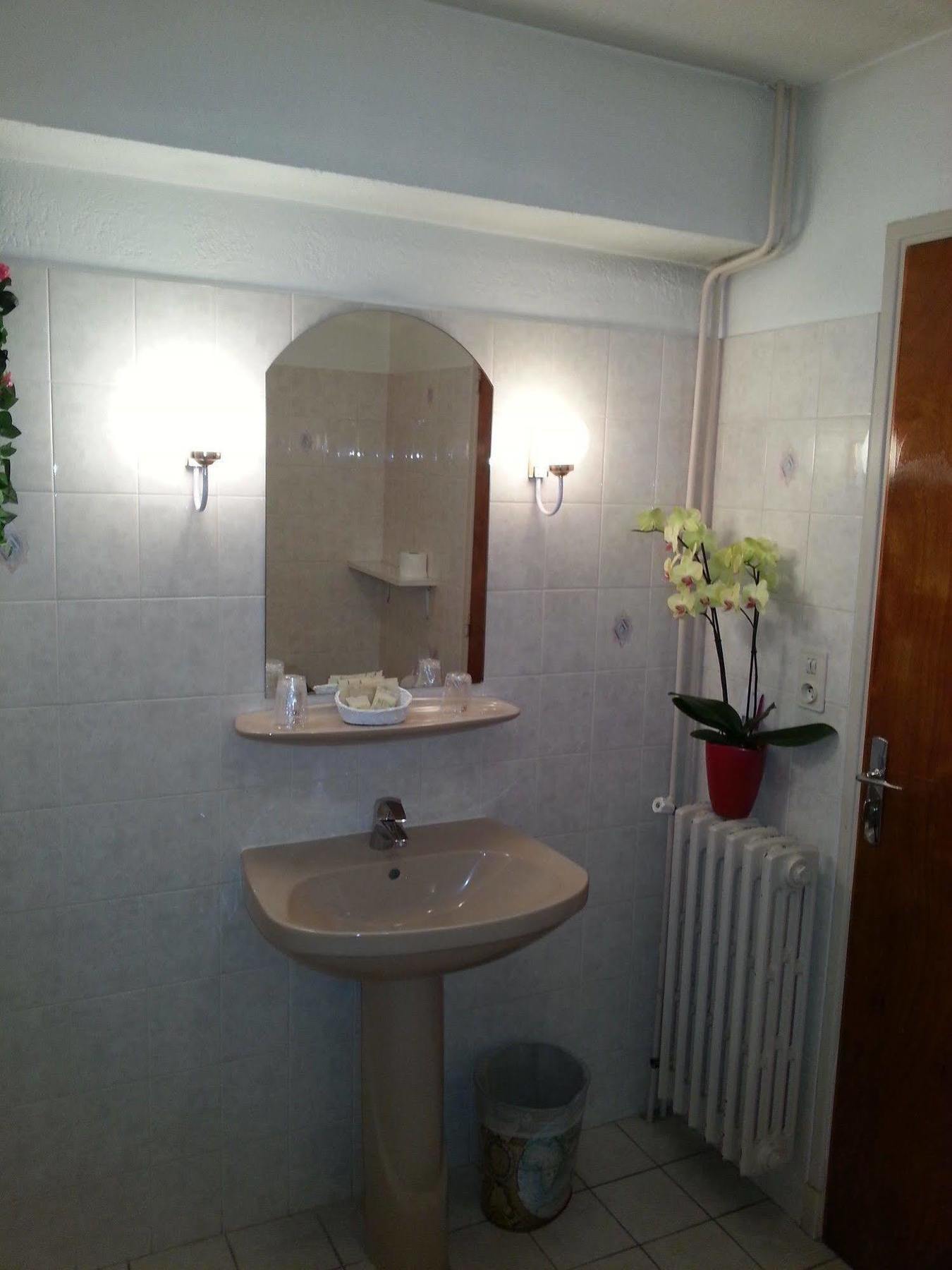 Hotel & Restaurant Azur La Freissinouse Εξωτερικό φωτογραφία