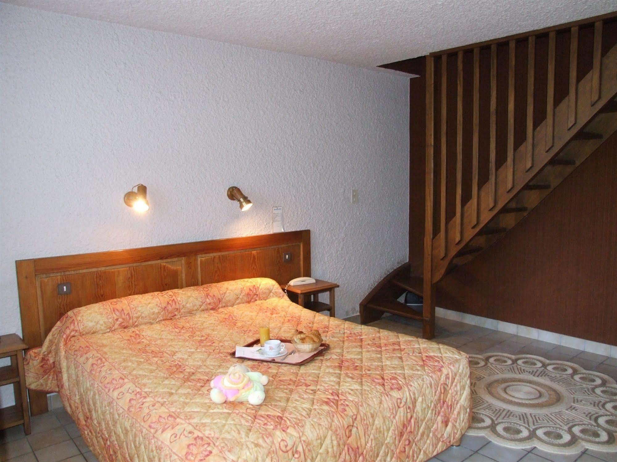Hotel & Restaurant Azur La Freissinouse Εξωτερικό φωτογραφία