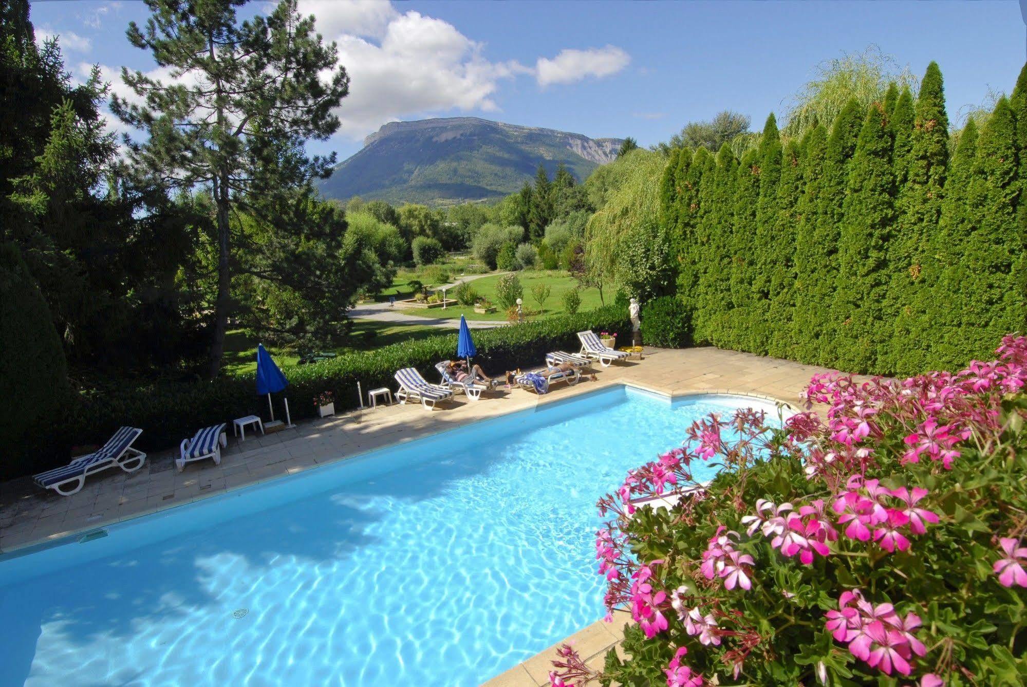 Hotel & Restaurant Azur La Freissinouse Εξωτερικό φωτογραφία